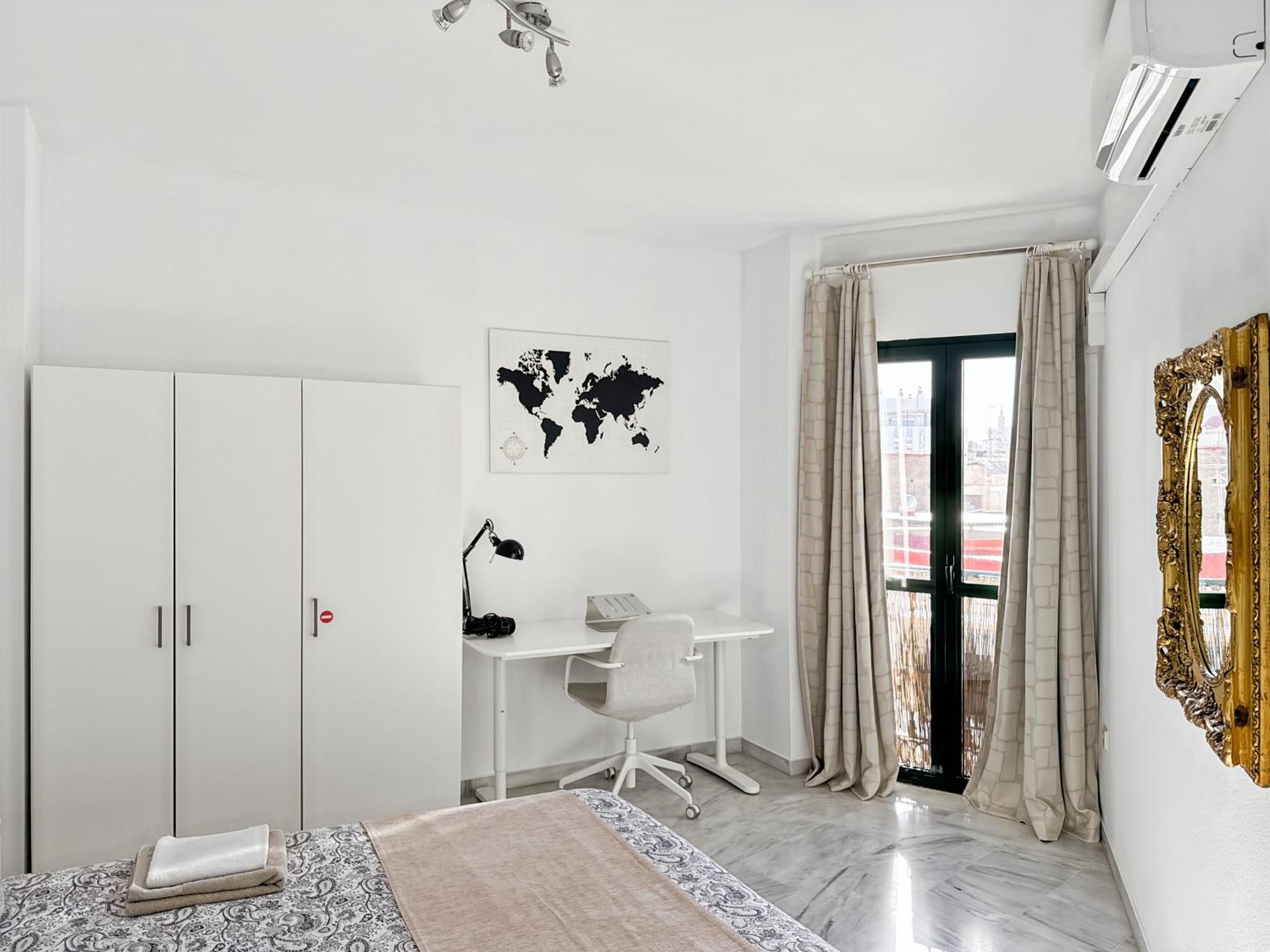 Exclusive Malaga Apartments With Cathedral Views And Auto Check-In Exterior photo